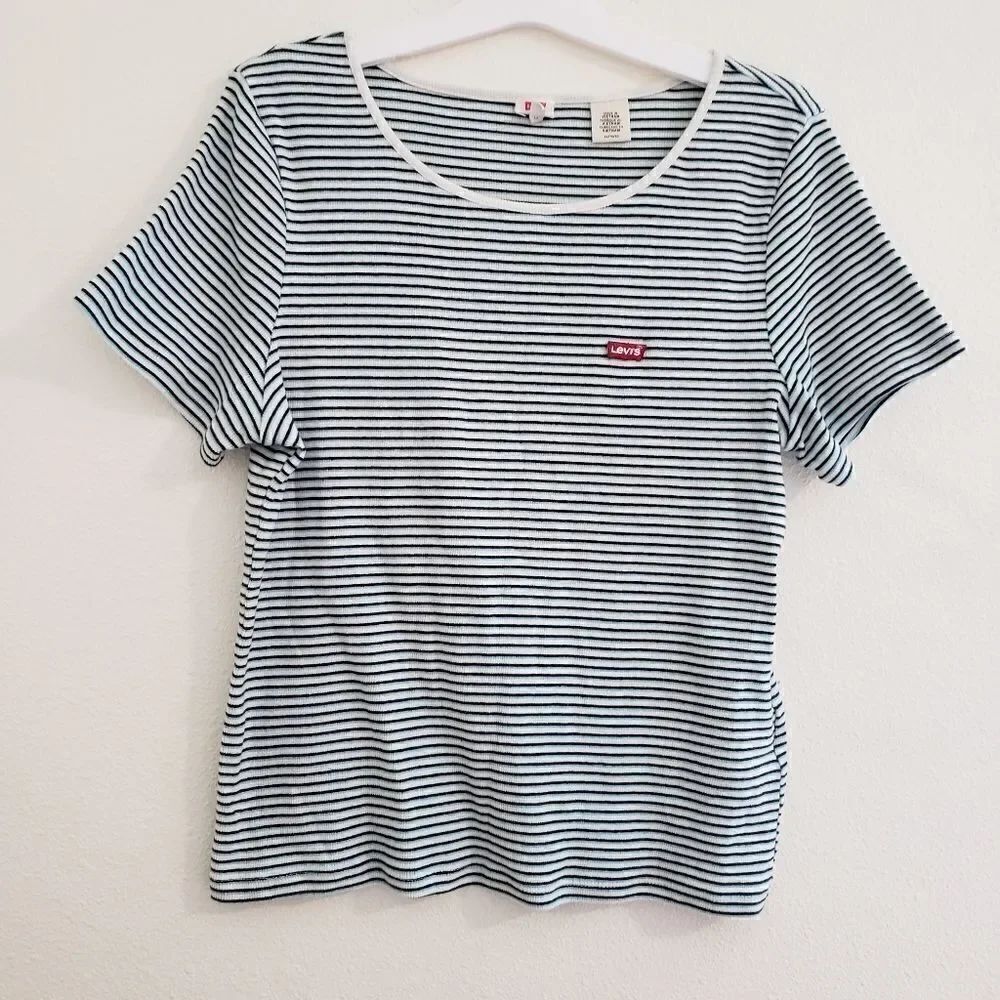 Levis Ribbed shirt